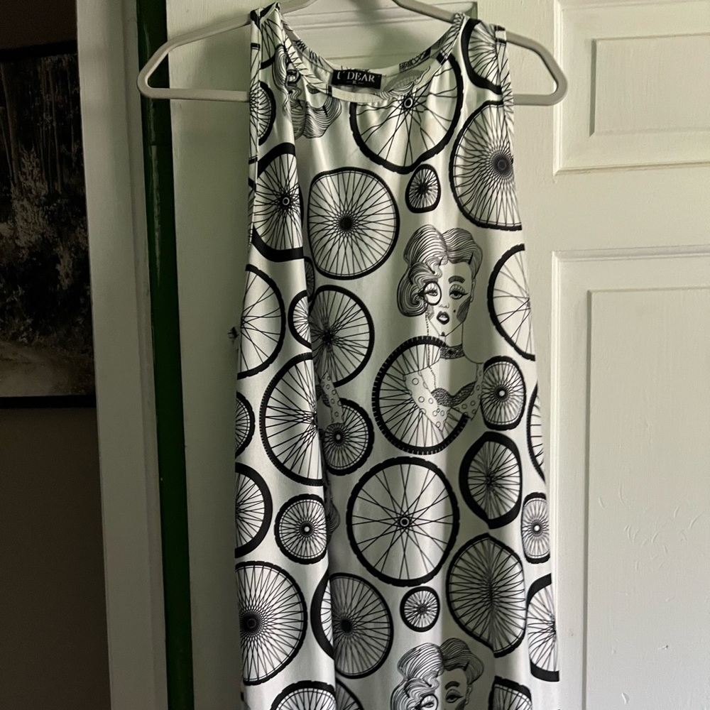 Women dress